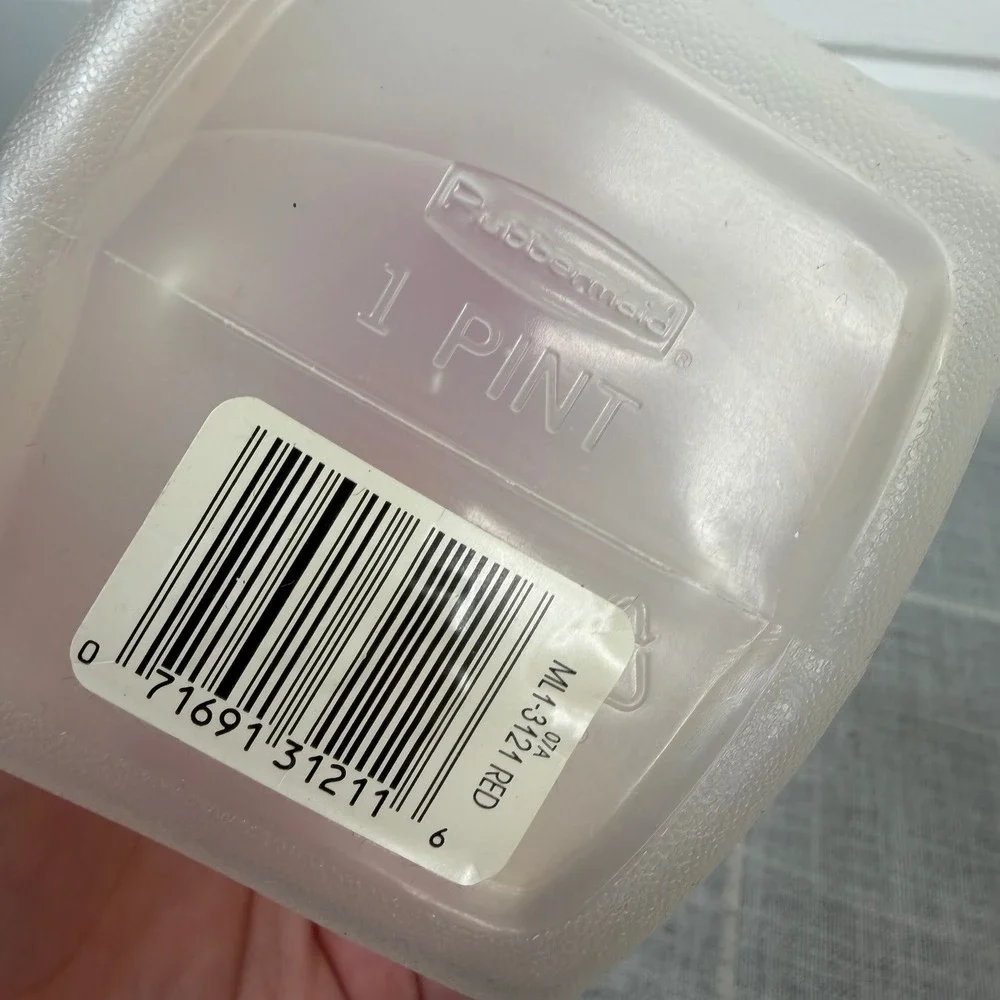 Rubbermaid Sippin Saver Bottle‎ 1 Pint Red Straw Lid New